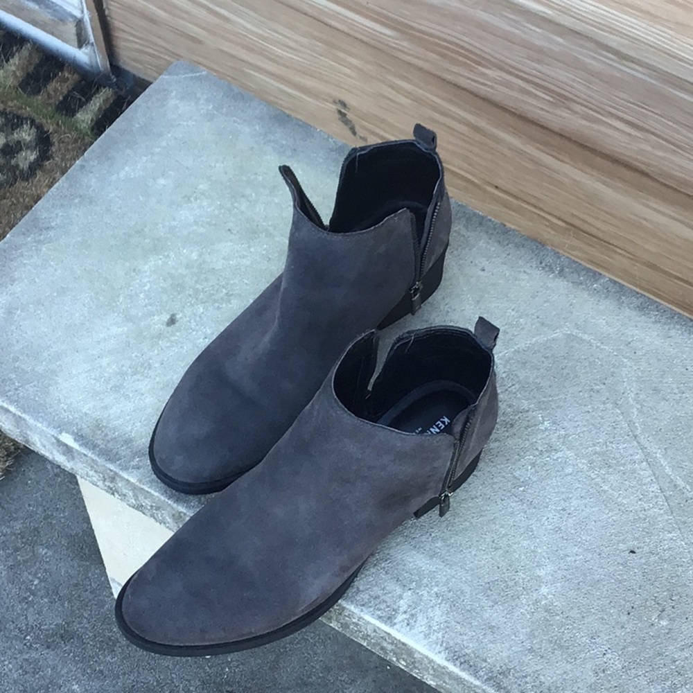 Kenneth Cole Boots - Picture 4 of 8